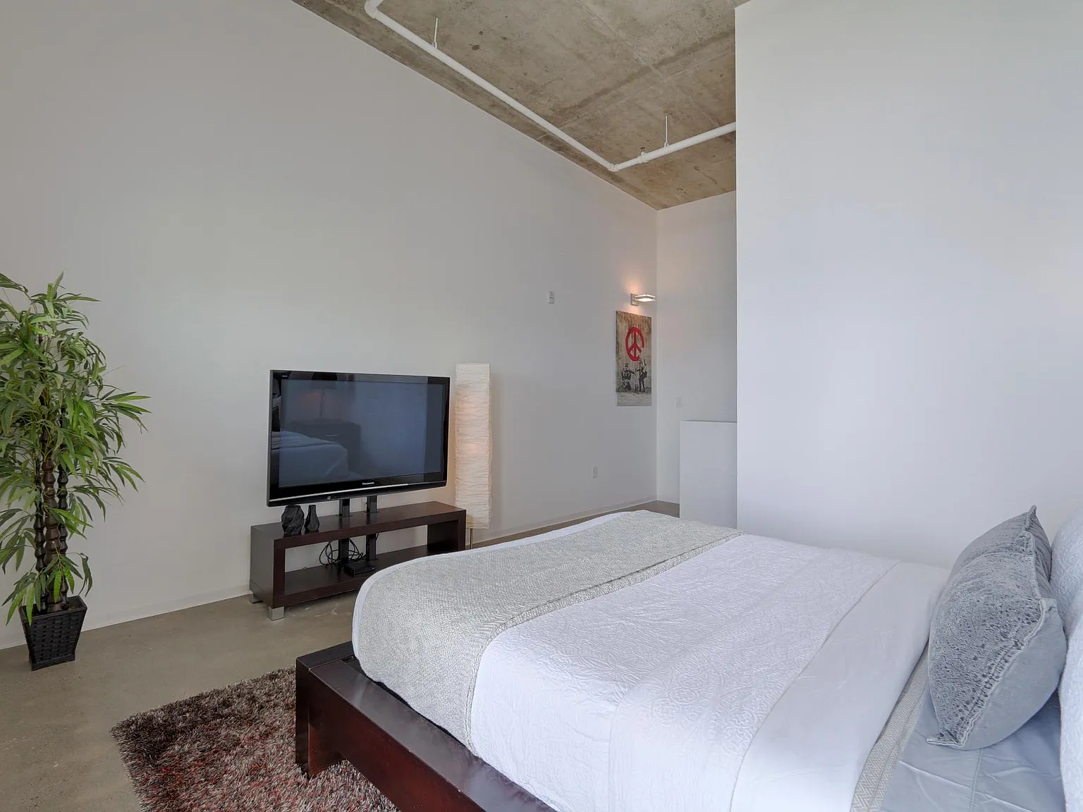 1 bed, 1453 sqft, $2,800 — Photo 3