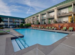 126 Brookstown Ave APT 162, Winston Salem, NC 27101