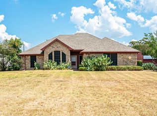 2637 Jewett Rd, Burleson, TX 76028