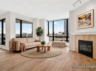 1551 Foster St #406, White Rock, BC V4B 5M1