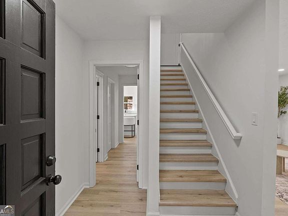 4th image of 2219 Riverbrook Rd