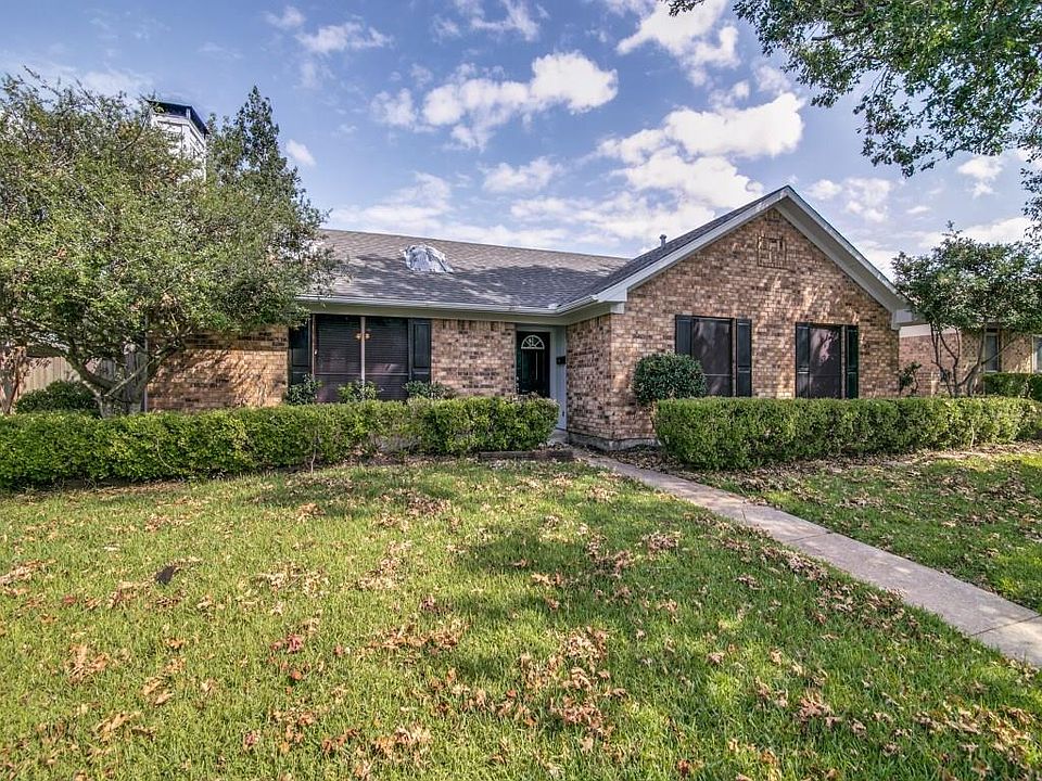1st image of 3014 Berkshire Dr