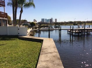 2210 N Riverside Dr, Tampa, FL 33602