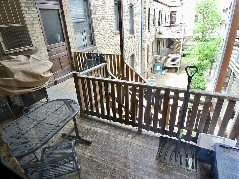 3801 N Lakewood Ave #1 — Photo 9