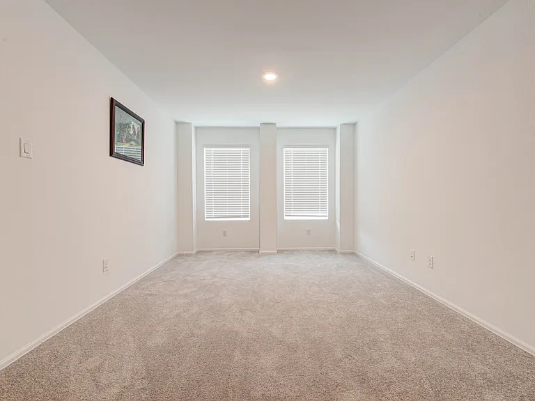 1496 Twilight Green Dr — Photo 9
