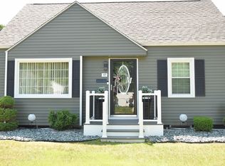 43 Barton St, Springfield, MA 01104