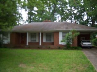 17 Green Ct, Newport News, VA 23601
