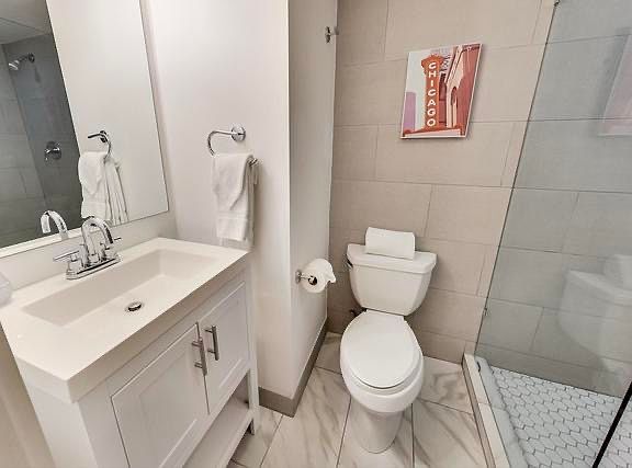 4th image of 2211 W Armitage Ave #G