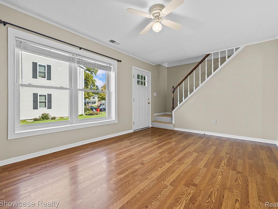 1151 Marquette Ct, photo 9