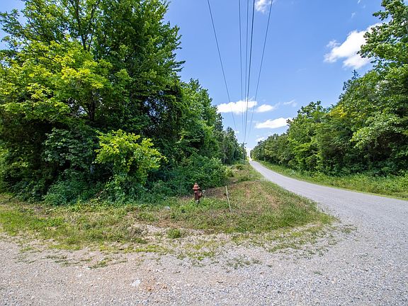 2nd image of 3234 County Road 11