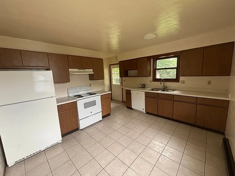216 Woodcock Dr — Photo 10