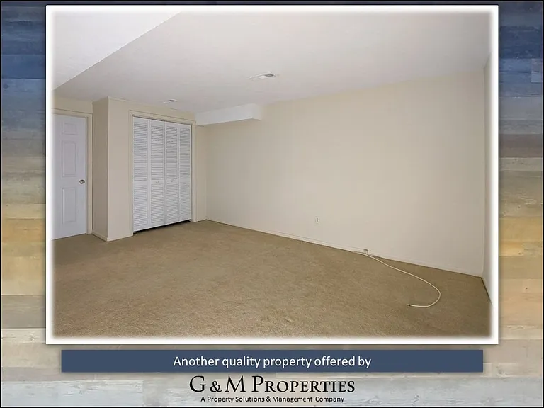 553 Eastbrooke Ln — Photo 21