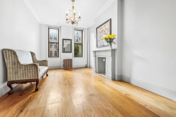 Sold by Townsley & Gay, LLC | media 16