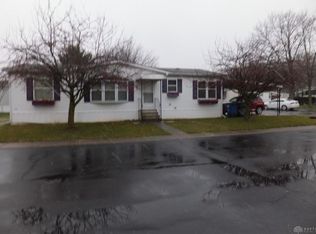 5181 Santa Fe Dr, Dayton, OH 45414