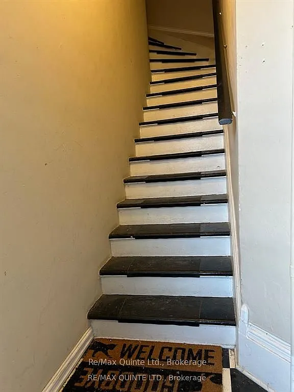 2 bed, $1,990 — Photo 4