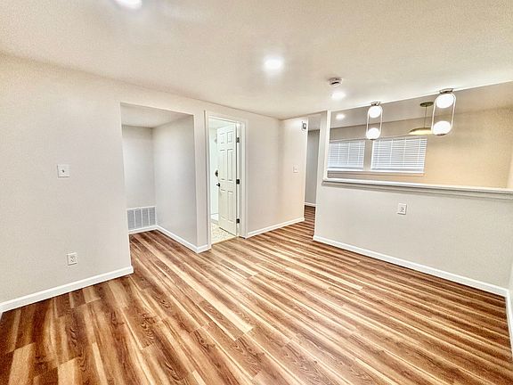 4th image of 3926-3934 Warwick Blvd #3930-6