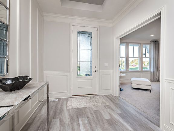 Open, Welcoming Foyer