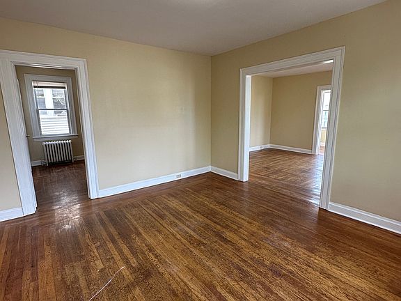 5th image of 62 Fairfield St #2B