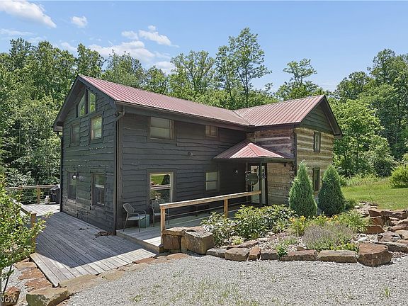 3rd image of 43 Blue Valley Rd SW