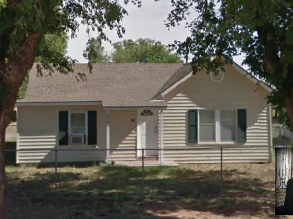 230 Santa Fe St, Alva, OK 73717