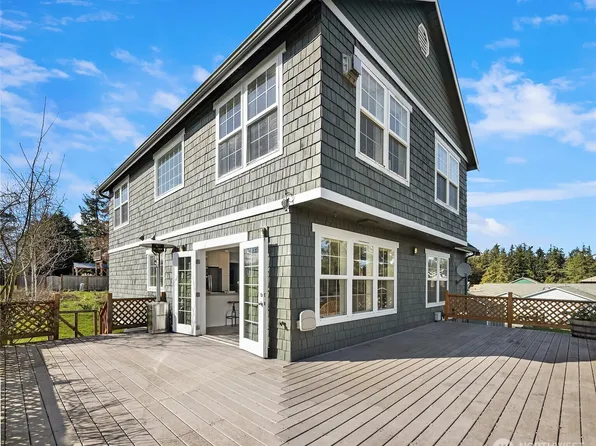 1316 Backswing Lane, Freeland, WA 98249