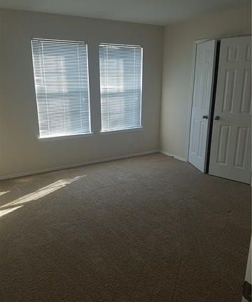 5th image of 2215 Cedarwood Dr