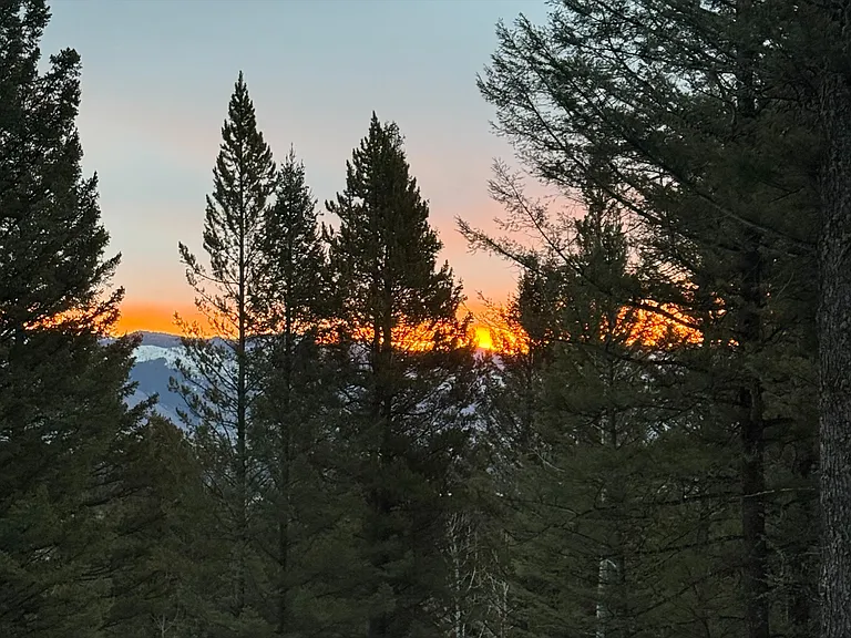 glorious views and stargazing from secluded hot tub spa