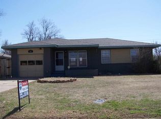 40 SW 49th St, Lawton, OK 73505