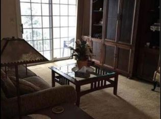 522 Waterford Dr, Edison, NJ 08817