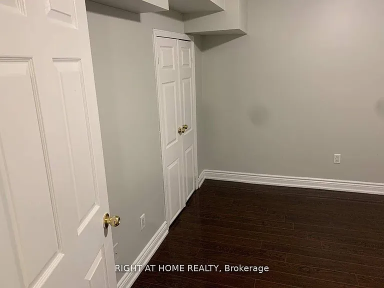 63 Toba Cres #BASEMENT — Photo 7