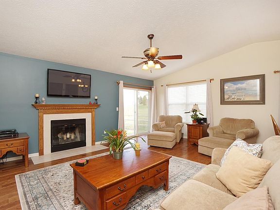 4th image of 5991 Birkdale Dr