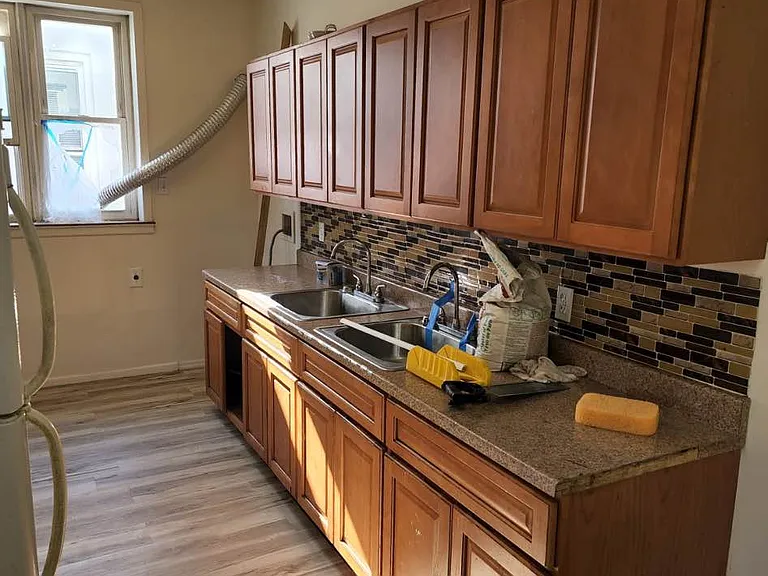 1731 62nd St #2R — Photo 6