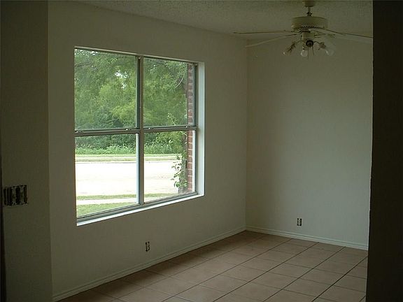 3rd image of 7566 Buford Dr