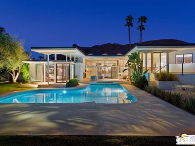 1444 S Murray Canyon Dr, Palm springs, CA, 92264