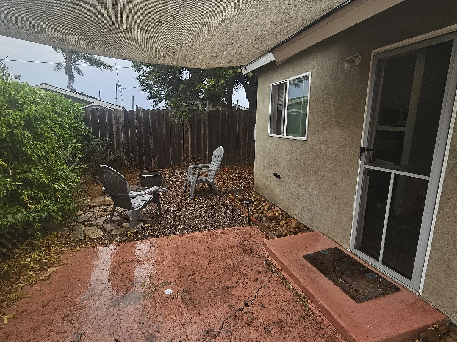 1 bed, 1.5 bath, 800 sqft, $1,400 — Photo 1
