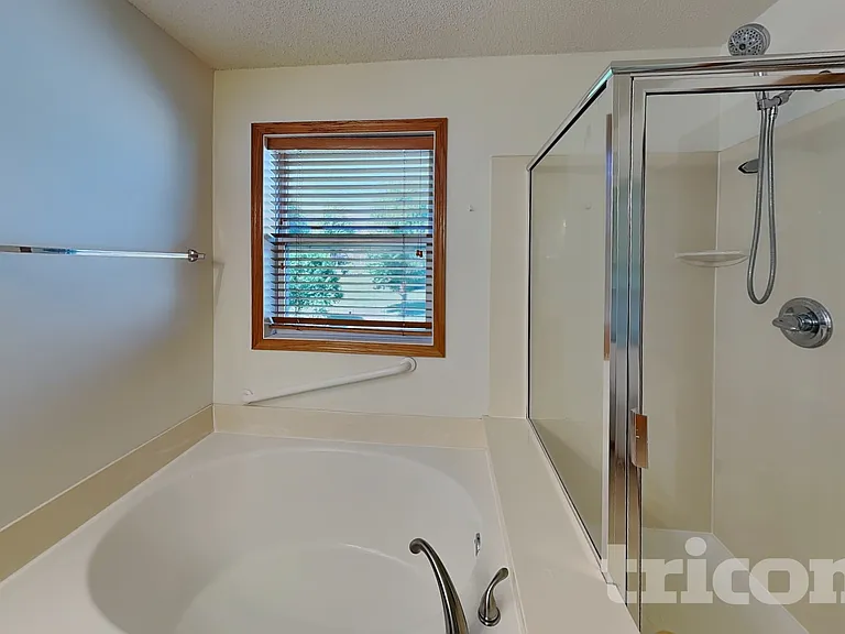 2405 Stonecrest Path NW — Photo 8