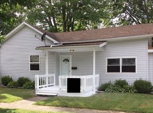 322 S Walnut St, Plymouth, IN 46563