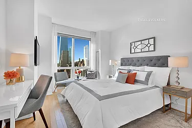Sold by Engel & Völkers New York City