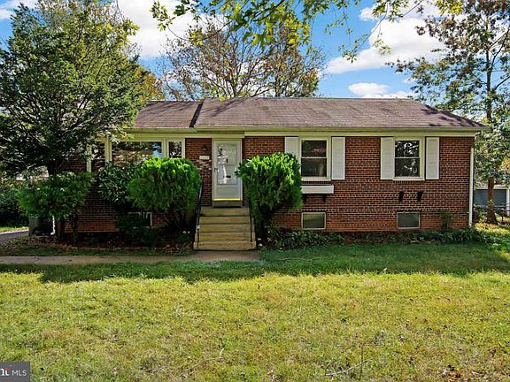 2nd image of 6807 Dean Dr