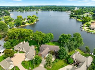 5234 Pinedrive Cir NW, Canton, OH 44718