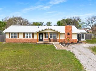 821 N Elm, Stratford, OK 74872