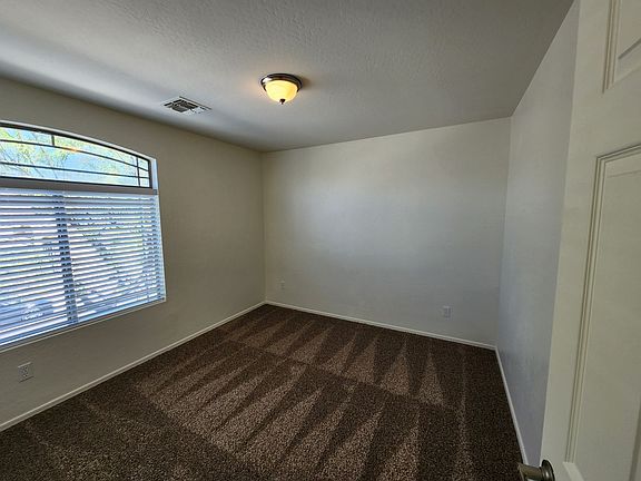 4th image of 11129 W College Dr