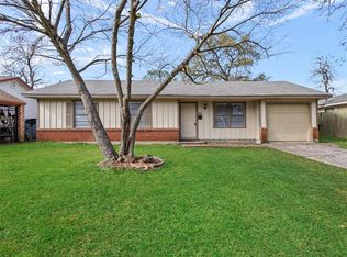10331 Bretton Dr, Houston, TX 77016