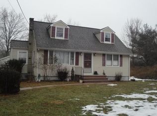 4 Onandaugua St, Hillsborough, NJ 08844