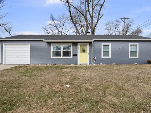 933 34th Ave, East Moline, IL 61244