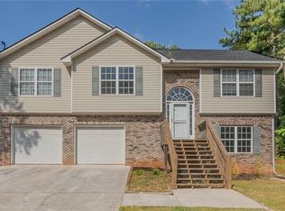 149 Hawk Ln, Carrollton, GA 30116
