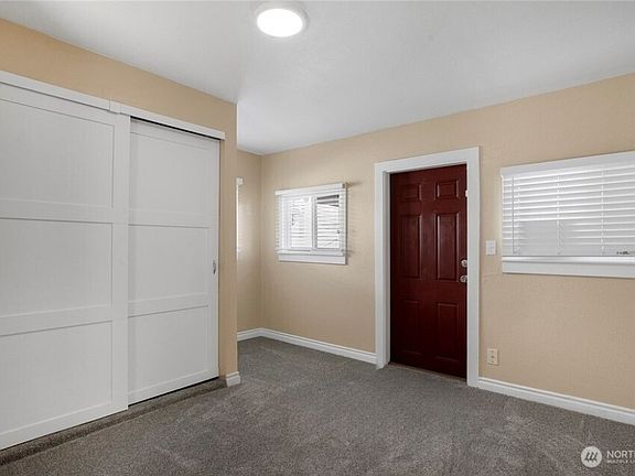 5th image of 621 W Market Street