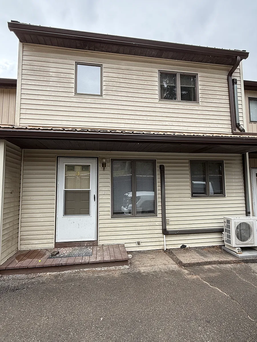 Building Photo - 271 Turnpike Rd #6