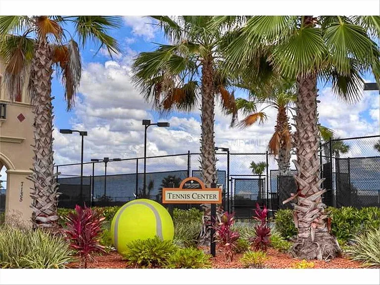 416 Winding Brook Ln #102 — Photo 54