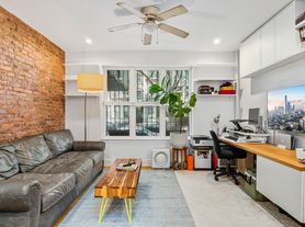 809 8th Ave, Brooklyn, NY